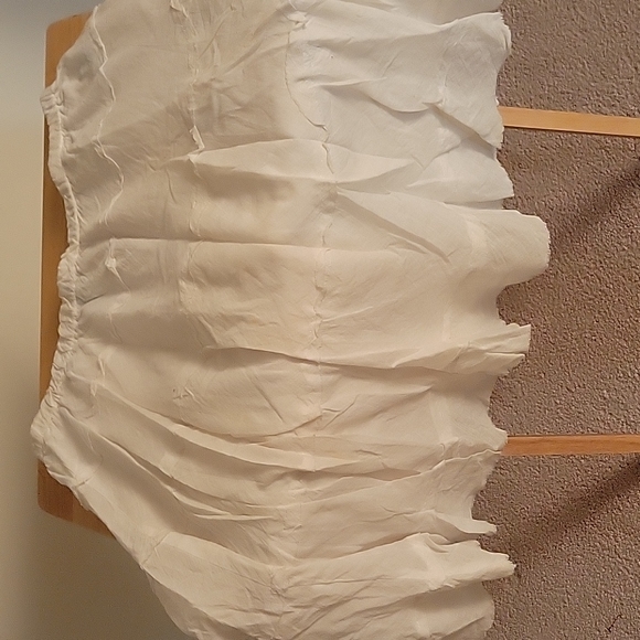 Skirt - Picture 2 of 2